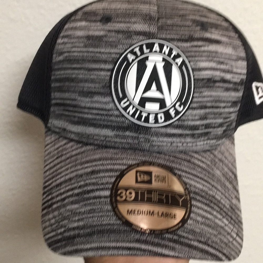 Atlanta United stretch to fit hat medium to large